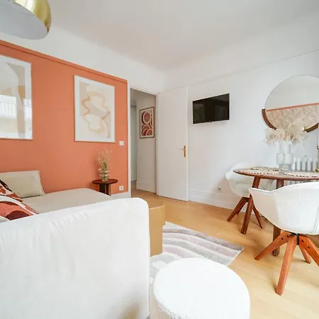 Next To Palais Des Congres - * Neuilly-sur-Seine